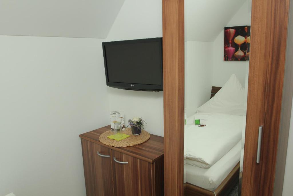Gaestehaus Zur Linde Ingolstadt Habitación foto